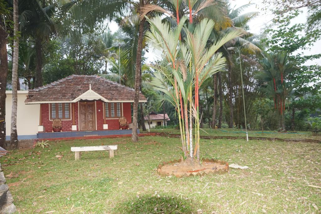 Soma Birds Lagoon Hotel Kotamangalam Buitenkant foto